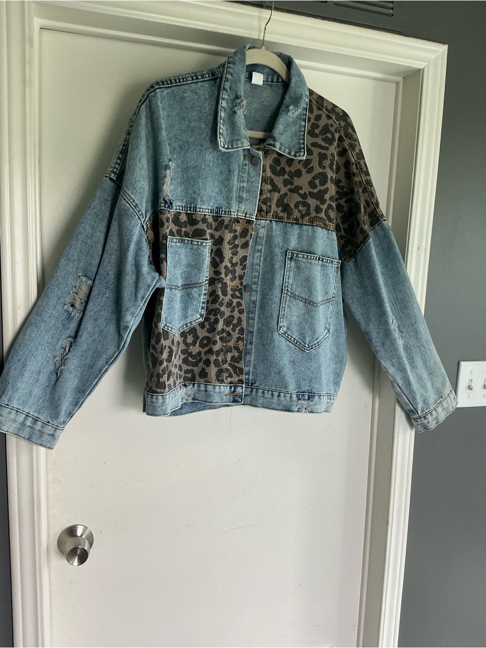 NWOT Women’s plus 3X Denim/Leopard jacket